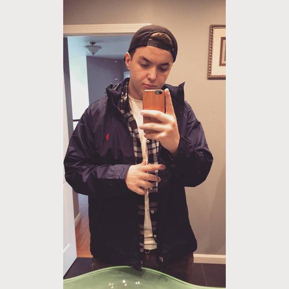 Meet your Posher, Jakub - Picture 1 of 1